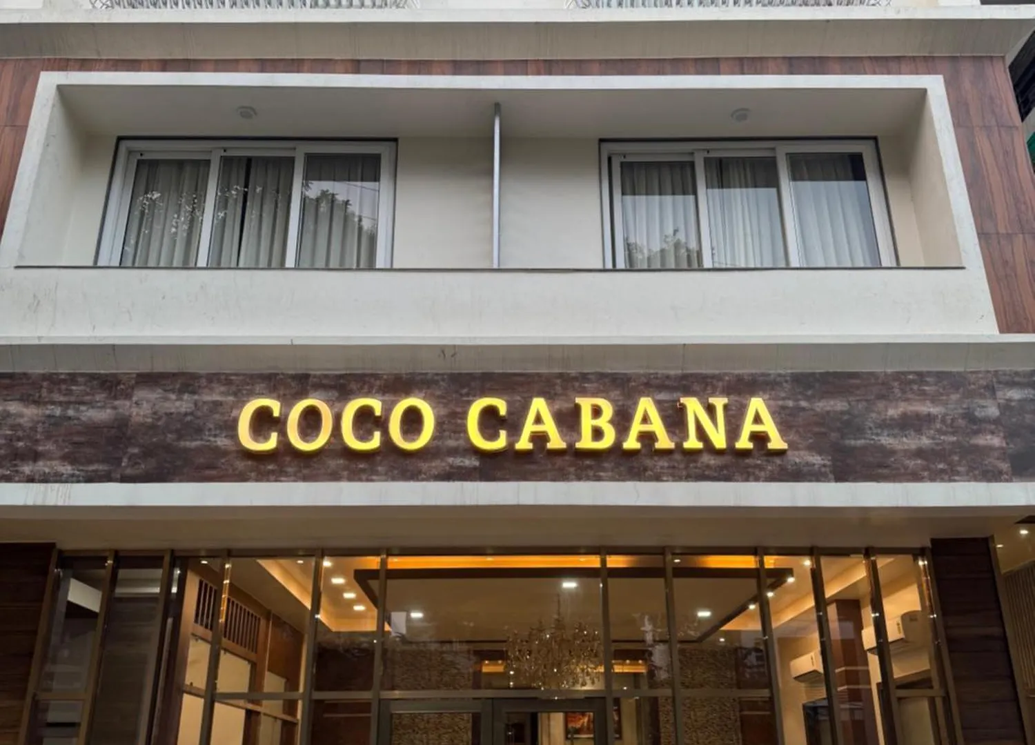 Coco Cabana Βαρανάσι